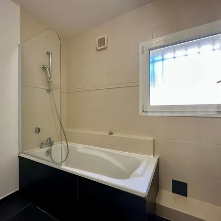 Villa La Des Lavandes - 5 - 14 Pers - Piscine - Jardin - Clim