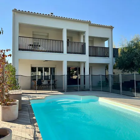 La Des Lavandes - 5 - 14 Pers - Piscine - Jardin - Clim *