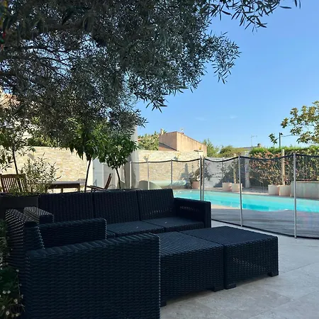 La Des Lavandes - 5 - 14 Pers - Piscine - Jardin - Clim